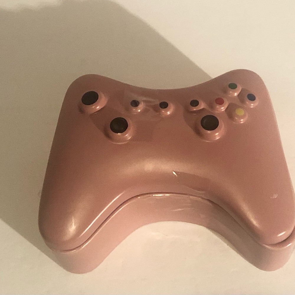 pink, controller-shaped Candle DW Home "Gamer GF" collection